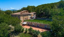 Дом за 2 700 000 евро в Италии