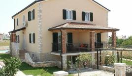 Дом за 632 400 евро в Умаге, Хорватия