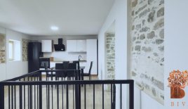 Дом за 548 600 евро в Копере, Словения