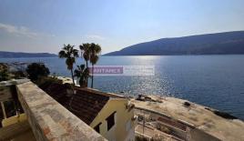 Апартаменты за 245 000 евро в Херцег-Нови, Черногория