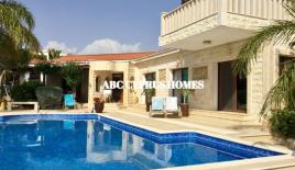 Вилла за 850 000 евро в Пафосе, Кипр