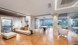 Апартаменты за 1 495 000 евро в Дезенцано-дель-Гарда, Италия