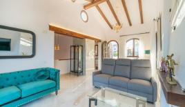 Шале за 2 300 евро за месяц в Ориуэла Коста, Испания