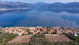 Земля за 2 144 500 евро в Крашичах, Черногория