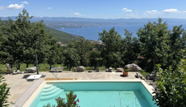 Квартира за 280 000 евро в Опатии, Хорватия