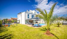 Дом за 735 000 евро в Новиграде, Хорватия