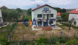 Дом за 199 000 евро в Равна-Горе, Болгария