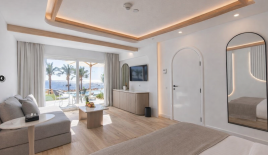 Коммерческая недвижимость за 3 800 000 евро на Коста-Дорада, Испания