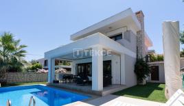 Вилла за 715 000 евро в Чешме, Турция