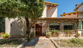 Вилла за 580 000 евро в Сполето, Италия