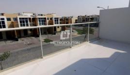 Таунхаус за 324 231 евро в Дубае, ОАЭ