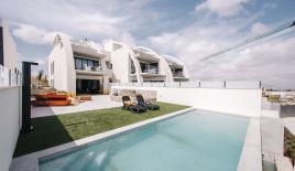 Апартаменты за 599 000 евро в Рохалесе, Испания