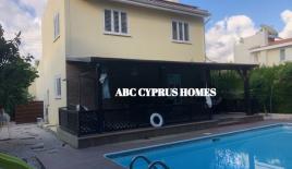 Вилла за 450 000 евро в Пафосе, Кипр