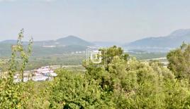 Земля за 125 000 евро в Тивате, Черногория