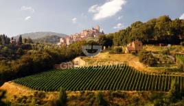 Дом за 3 800 000 евро в Трекуанде, Италия