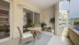 Квартира за 298 000 евро в Каннах, Франция