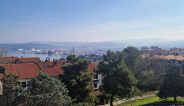Квартира за 315 000 евро в Копере, Словения