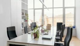 Коммерческая недвижимость за 850 000 евро в Эйшампле, Испания