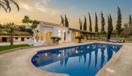 Квартира за 1 100 000 евро в Ларнаке, Кипр