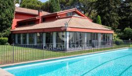 Вилла за 1 800 000 евро в Риме, Италия