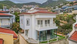 Вилла за 295 000 евро в Алании, Турция