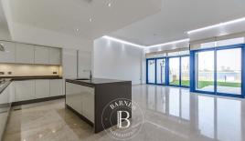 Вилла за 16 366 евро за месяц в Дубае, ОАЭ