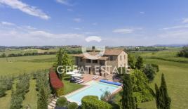 Дом за 895 000 евро в Маршано, Италия