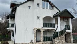 Вилла за 460 000 евро в Колашине, Черногория