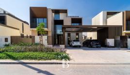 Вилла за 28 859 евро за месяц в Дубае, ОАЭ