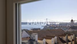 Апартаменты за 1 200 000 евро в Лиссабоне, Португалия