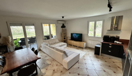 Квартира за 323 000 евро в Сежане, Словения