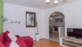 Квартира за 315 000 евро в Пиране, Словения