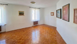 Квартира за 355 000 евро в Пиране, Словения