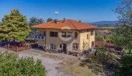 Вилла за 295 000 евро в Кортоне, Италия