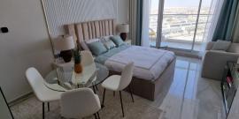 Студия в Дубае, ОАЭ - Фото