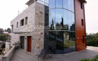 Вилла за 995 000 евро в Барселоне, Испания