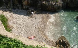 Дом за 240 000 евро в Добра Воде, Черногория