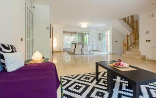 Вилла за 1 499 000 евро в Барселоне, Испания