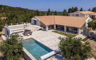 Вилла за 990 000 евро на Корфу, Греция