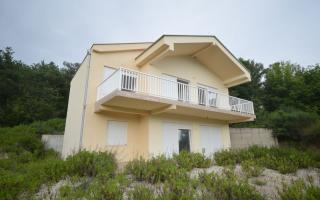 Дом за 220 000 евро в Херцег-Нови, Черногория