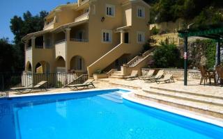 Коммерческая недвижимость за 1 100 000 евро на Корфу, Греция