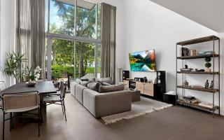 Таунхаус за 731 209 евро в Майами, США