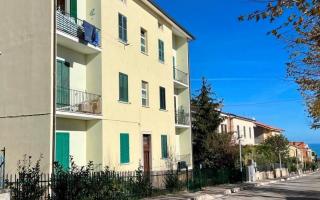 Квартира за 65 000 евро в Читта-Сант-Анджело, Италия