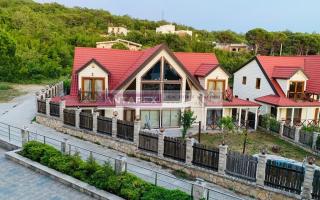 Вилла за 400 000 евро в Сутоморе, Черногория