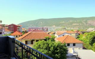 Вилла за 1 700 000 евро в Игало, Черногория