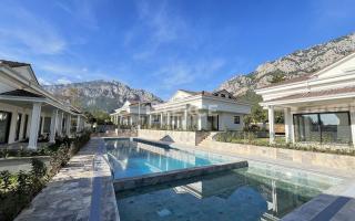 Вилла за 297 000 евро в Кемере, Турция