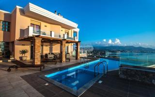 Вилла за 1 600 000 евро в Айос-Николаосе, Греция