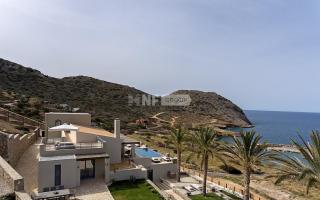 Вилла за 4 100 000 евро в Греции