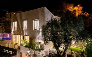 Вилла за 1 200 000 евро в Будве, Черногория