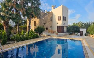 Вилла за 650 187 евро в Кирении, Кипр